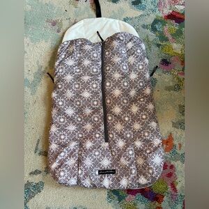 Petunia Pickle Bottom Stroller Bunting